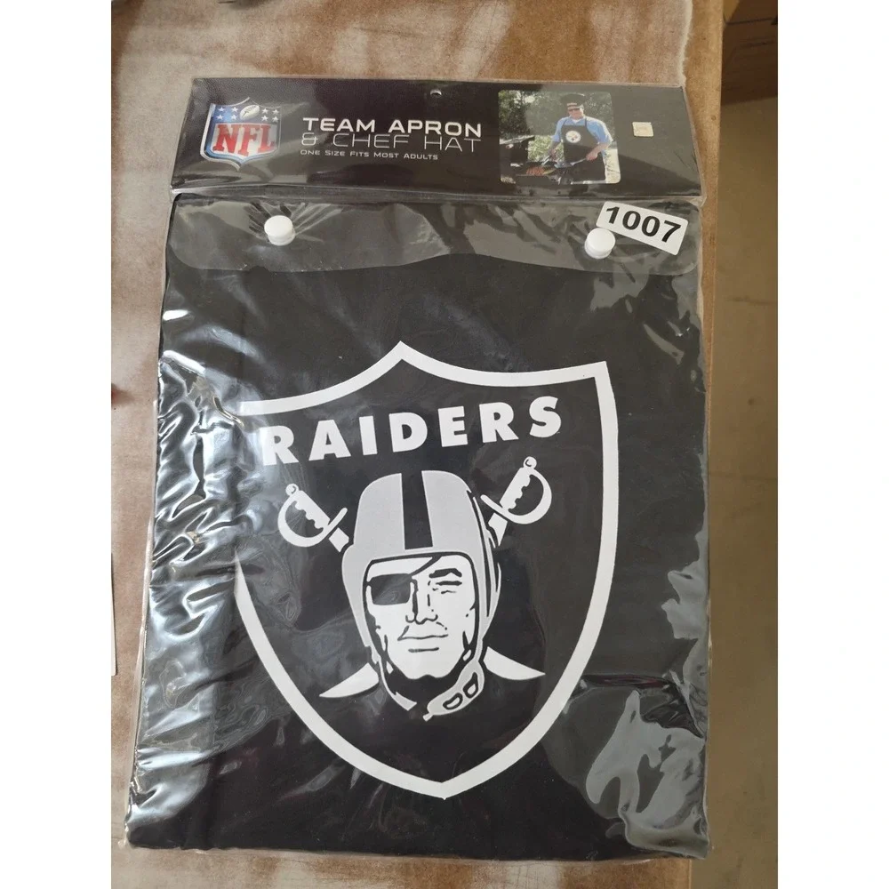 NFL Las Vegas Raiders Team Apron and Chef Hat Set Black One Size PSG 1007 NEW